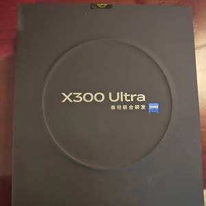 Vivo 300 ultra 國行 16+512 綠色