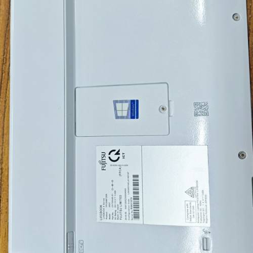 Fujitsu Lifebook(S937) i5-7200U 8GB 256GB 筆記型電腦