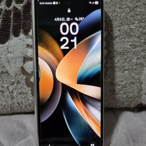 Samsung fold 4 12+256gb 金色
