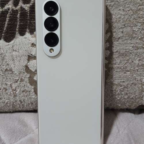 Samsung fold 4 12+256gb 金色