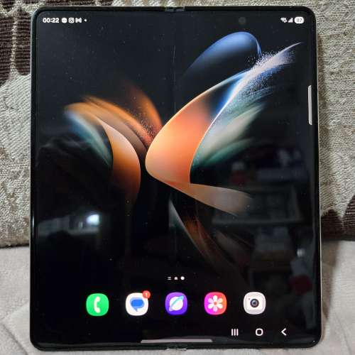 Samsung fold 4 12+256gb 金色
