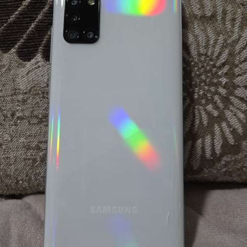 Samsung A31 白色