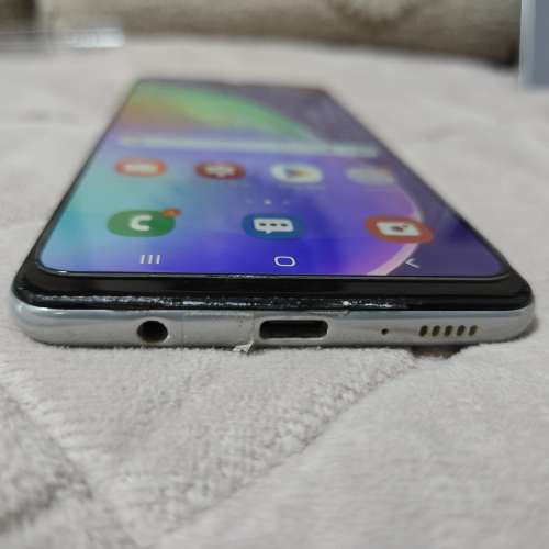 Samsung A31 白色