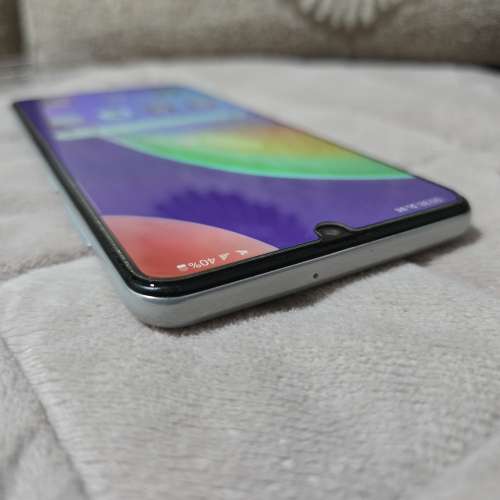 Samsung A31 白色