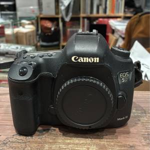 Canon Eos 5D mark lll camera