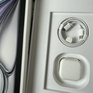 全新Apple 原廠正版快速充電器一套！iPhone 15-17全系列都適用，交收時間地點互就！