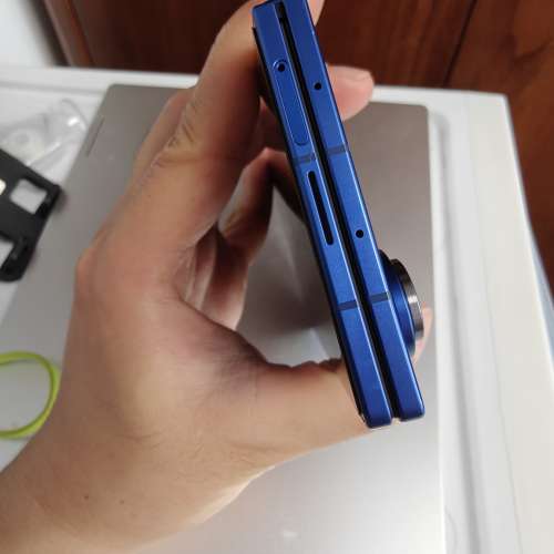 9成新歐洲版galaxy fold 7 512gb 藍色