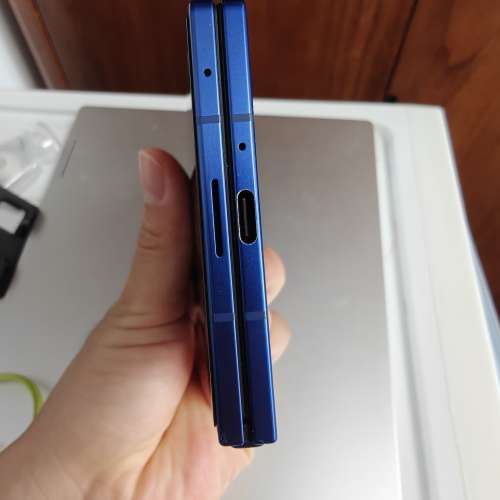 9成新歐洲版galaxy fold 7 512gb 藍色