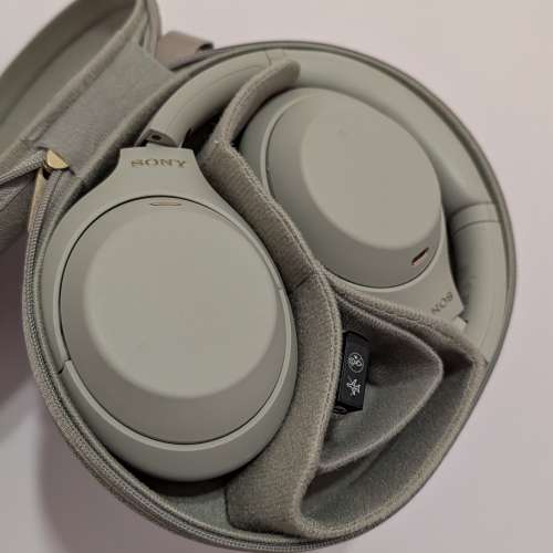 Sony WH-1000XM4