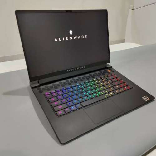 Alienware M15 R5