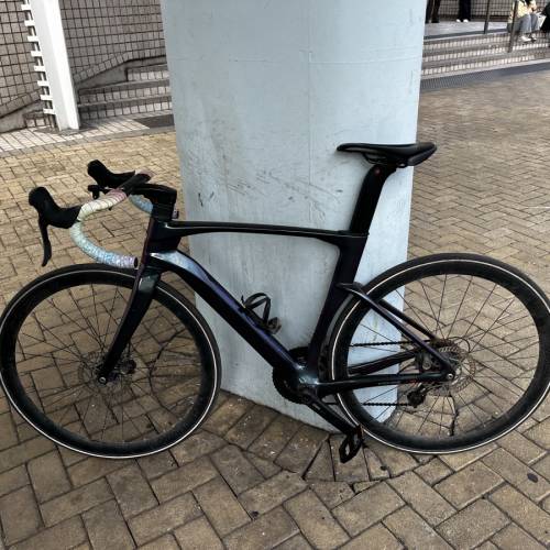 碳纖維公路單車Twitter龍捲風