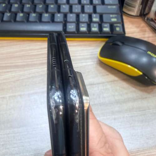榮耀magic V2 至尊版 國行 16+1tb  升級換機 殘機 但功能良好 平價處理
