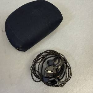 Campfire Audio Ara + 原裝耳機收納袋
