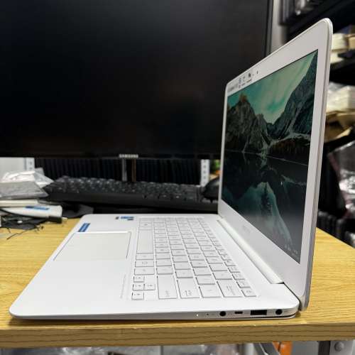 [🔋全新電池] ASUS Zenbook UX305FA (Core M / 13.3" 全高清 / Win 11 / 永久Offic...
