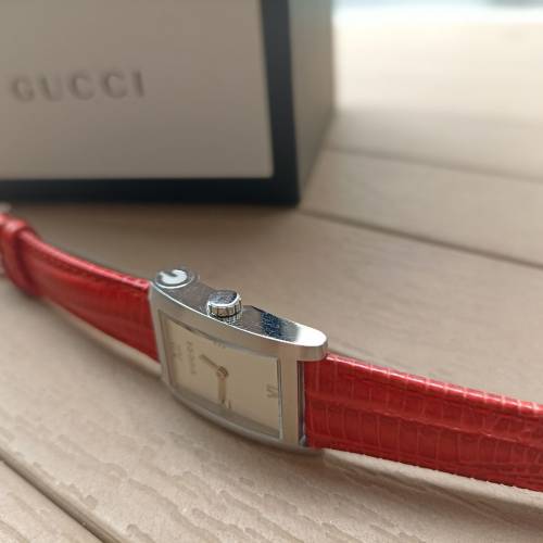 💰不議價​⌚復古風格Vintage 「Gucci」古馳G-Metro 系列#8600J女士手錶+跟原裝標...