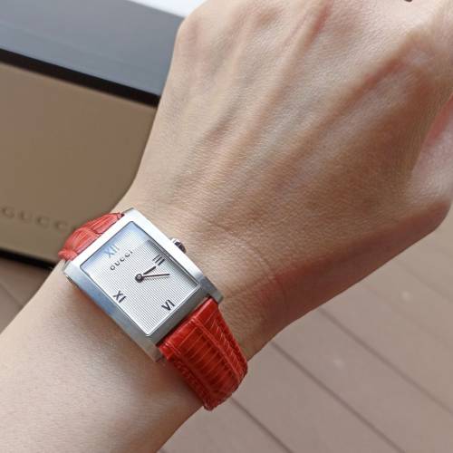 💰不議價​⌚復古風格Vintage 「Gucci」古馳G-Metro 系列#8600J女士手錶+跟原裝標...