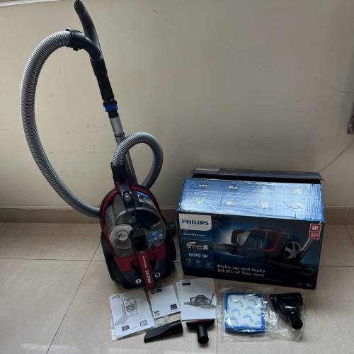 Philips 7000 series PowerPro Expert Cyclone 8 vacuum cleaner 飛利浦真空吸塵機／