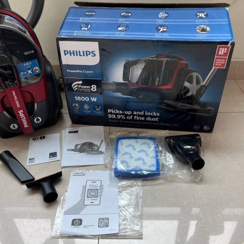Philips 7000 series PowerPro Expert Cyclone 8 vacuum cleaner 飛利浦真空吸塵機／
