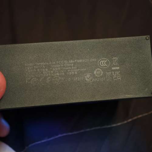 90%新 IPS Tube TFT 時鐘可播影片/相片 + Divoom Timebox Evo 16 x 16 LED藍芽喇叭