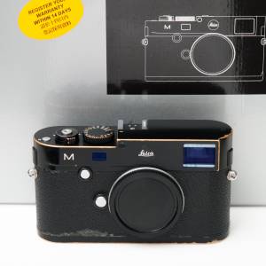 Leica M240 black paint