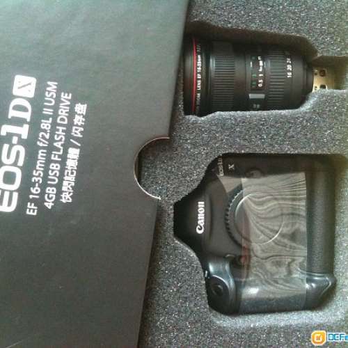Canon EOS 1Dx 相機 模型 4GB usb Flash Drive EF 16-35mm f/2.8L II USM