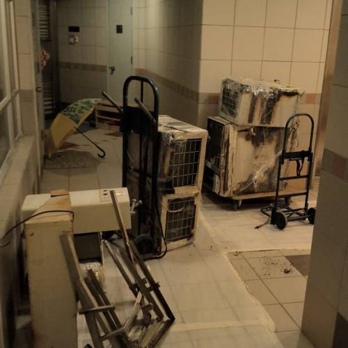 免費上門清拆舊冷氣、絕對免費無任何費用香港人上門唔係阿差或者大陸人唔會老屈人哋...