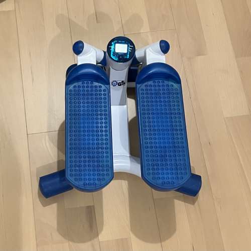 Goma 油壓 健身 踏步機 （Stepper)
