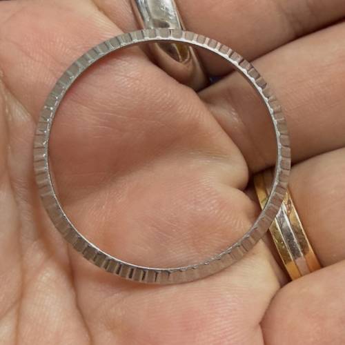 Rolex 1603 原裝鋼花圈 $700