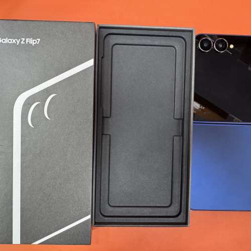99%New Samsung Z Flip 7 5G 12+256GB 藍色 香港行貨 全套有盒有配件 自用超值
