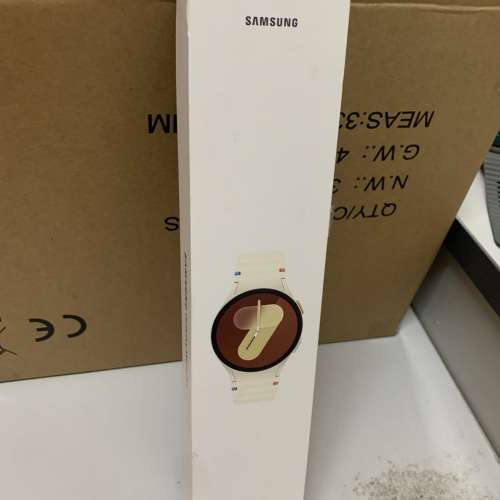 99%New Samsung Galaxy Watch 7 40mm Bluetooth L300 Cream 轉錶帶