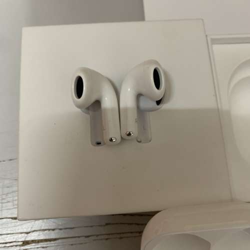 99%New Apple AirPods 4 MXP63 保到16-12-2026