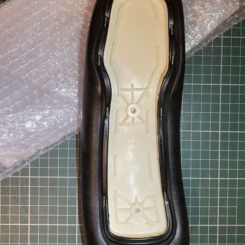 FS: 左手枕 Herman Miller Aeron arm pads (Left, used)