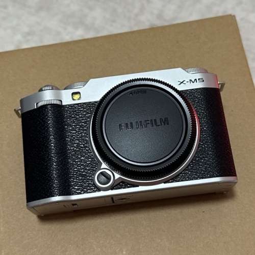 Fujifilm X-M5 Camera Body 保養至 8/30/2026