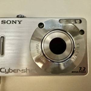 (懷舊CCD相機) Sony Cybershot 7.2 MegaPixel CCD 復古氛圍相機全套