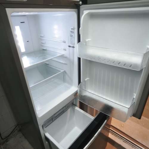 Hisense 雙門雪櫃