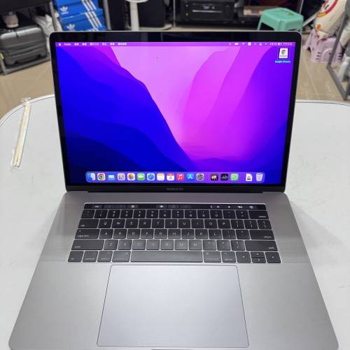 Apple MacBook Pro 15-inch (2016) A1707 I7 16GB + 512SSD