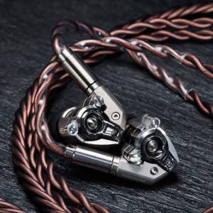 Acoustune HS3000 旗艦級耳機
