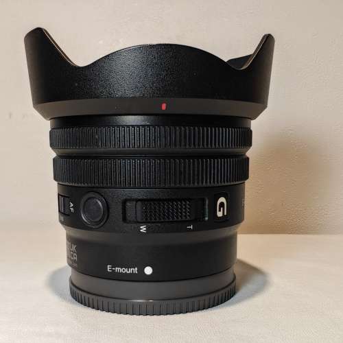 99% Sony PZ 10-20mm F4 G lens fpr APSC