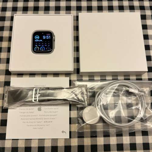 Apple Watch SE 2 44mm 星光色 行貨 95%新 電池健康度94% 非常少用和新淨 操作和功...