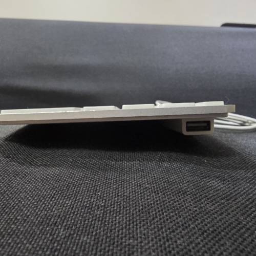Apple A1243 有線鍵盤連數字鍵盤