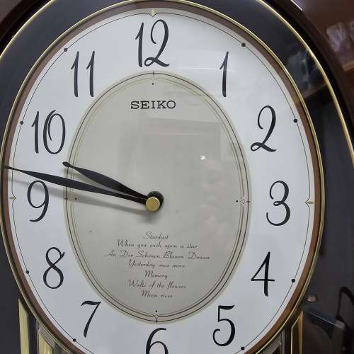 * 小巧 * Seiko * 精工 * 音樂 * 報時 鐘 *