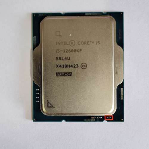 Intel i5 12600KF  gen 12 cpu［壞件］疑因最右表面電容脫落而無法著機（淘寶購買，...