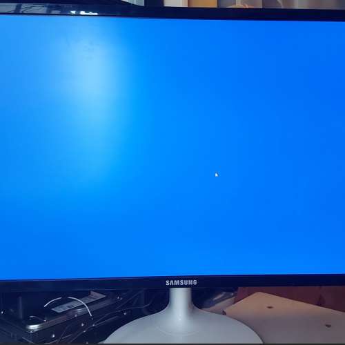 屯門良景交收 Samsung 三星電子屏幕 顯示器 24吋 S24F359FH