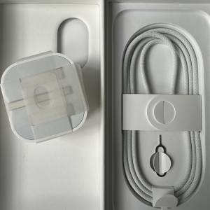 全新iPhone 16pro max原廠快充線連+20w原廠火牛