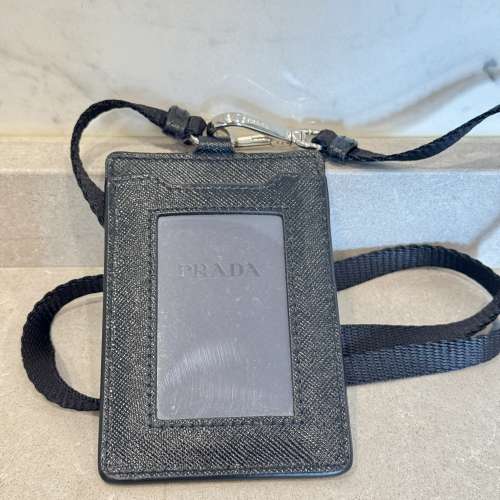 Prada 掛頸證件套 (全新) Saffiano Leather Badge Holder