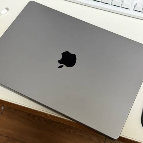 Macbook Pro 14 m2 pro 16gb 512gb 100%電池