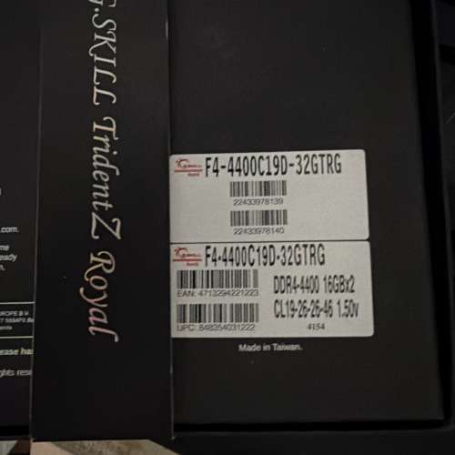 極罕永久保4400mhz DDR4 g.skill royal tridentZ 芝奇皇家㦸 16gbx2共32GB盒裝 not...