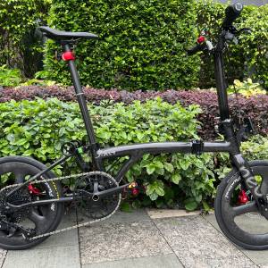 大理石黑色 2026  新款 JAVA NEO CB 佳沃 碳纖維 12速電變 油剎桶軸 16吋349 碳纖維...