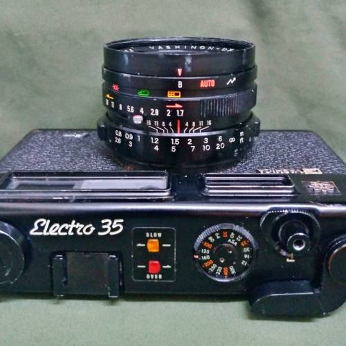 黑身 Yashica Electro35(叠影/黃班)對焦 梗鏡45mm F1.7菲林機,觀景器已抺,清昕無濛,...
