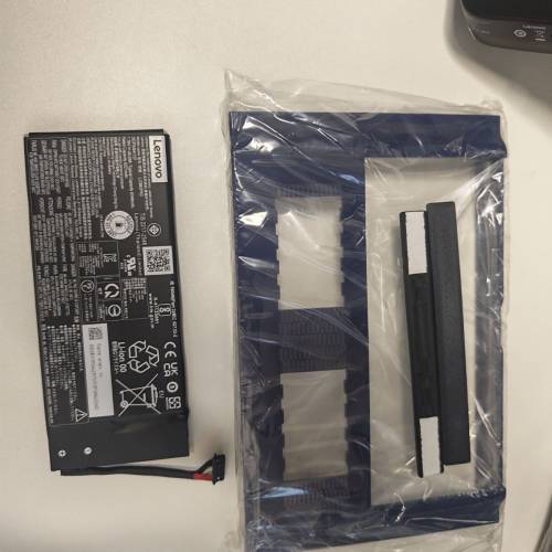 減價！！98%新 Legion Go Z1 Extreme 16G + 512G（可輕易升級）打機一流 可以辦公
